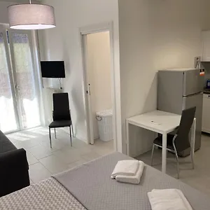 Stadio 1 - Appartamenti Monolocali Con Bagno Privato Verona Verona