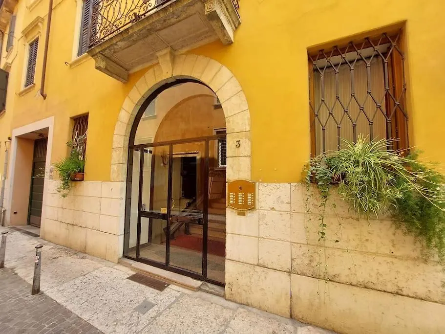 Res-Albra Apartment Verona Italy